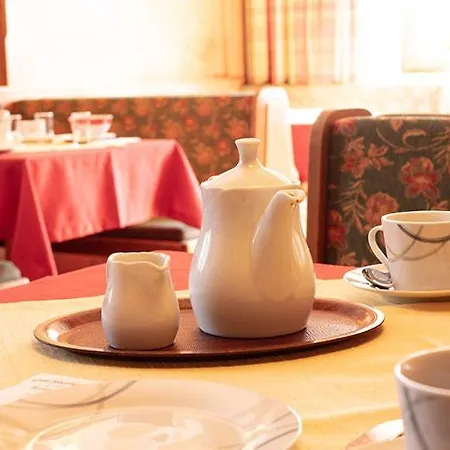 Gaestehaus Marco ゼルデン