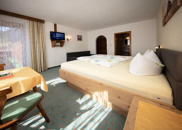 Gaestehaus Marco Bed & Breakfast 3*